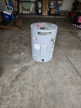 E6-19c15sv A. O. Smith Aosmith 19 Gallon Water Heater New Only Installed And Tested Great Condition