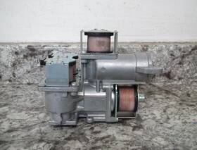 A. O. Smith N4e13c Ao / Tp-n4e13c 16k140260 Tankless Water Heater Gas Valve Used