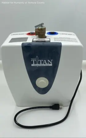 E1e2.5us015v American Water Heaters 035505230874 Tiny Titan Electric Heater 2.5 Gallon