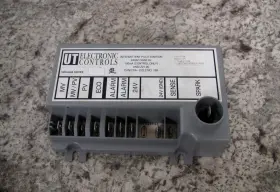 100077872 Ao Smith / Lochinvar Gsw 52720 Water Heater Ignition Control Board