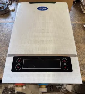 Aqe-18 Aquah Electric Tankless Water Heater Never Installed