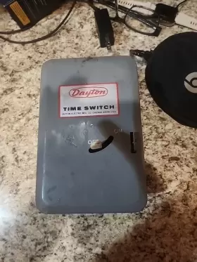 1a573 Dayton Water Heater Timer Model 208 To 240v Ac Voltage New
