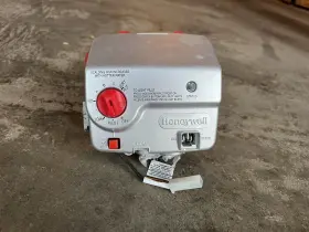 222-47465-01c Honeywell Water Heater Gas Control Valve Wv8840a5000 239-4745 50032558-005