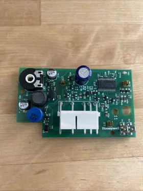50027376 Honeywell 002 Bradford White Control Board