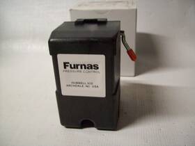 Hubbell 69wecg Lot Of 2 Gard-all Pressure Switch With Reset Lever