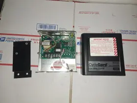 Cg400-1090 Hydrolevel Cyclegard Low Water Cut-off Model - Steam Boiler 24v Utica