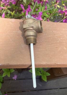 Montgomery Ward 81-37113-d Brass Water Heater Temperature And Pressure T&f Relief Valve/ 3/4 Inch