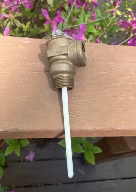 81-37113-d Montgomery Ward Brass Water Heater Temperature And Pressure T&f Relief Valve/ 3/4 Inch