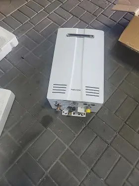 Npn-120e Navie Water Heater Non Condensing Outdor Natural Gas