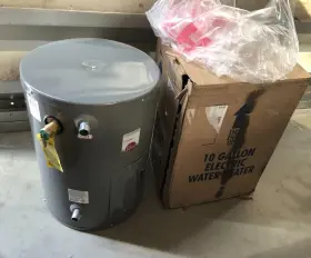 Proe10-1-rh-pou Rheem Pou 625096 10 Gallon 120v/1p/0a 2000w Electric Water