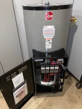 E85-18-g Rheem Ruud New 85 Gallon 18kw Commercial Electric Water Heater 208v-480v