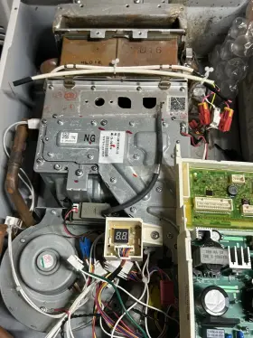Reu-am1620wd-us-n Rinnai V53den Outdoor Tankless Water Heater Natural Gas 120k Btu Make Offer
