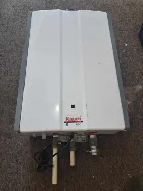 Reu-kcm2528ffu-us Rinnai Rucs75in Indoor Tankless Water Heater 160k Btu Natural Gas