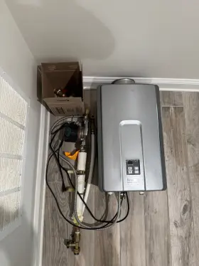 Rl75 Rinnai Direct Vent Instant Natural Gastankless Water Heater 180 000 Btu