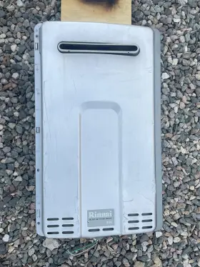 Rl94en Rinnai Rl94 Outdoor Tankless Water Heater Natural Gas Pre-owned
