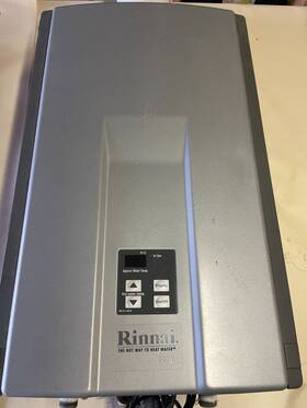 Rinnai Rl94lsi R94ls Natural Gas Tankless Hot Water Heater 199 000 Btu Home Outdoor