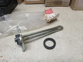 56-415 Robertshaw Straight Water Heater Element 1500w 120v 7 1/16 Inch