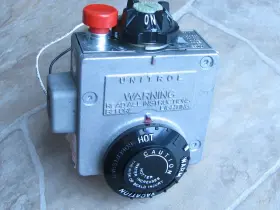 64-lf8-442 Robertshaw Robert Shaw Water Heater Gas Valve