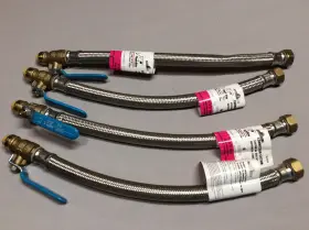 818167 Sharkbite Lot Of 4 18 Inch Water Heater Flex Line 1/2 X3/4 With Valev