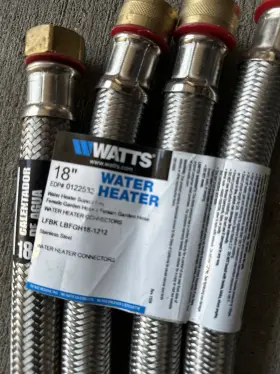 Bf-18c Watts 2 18 Inch Braided S.s. Flexible Water Heater Connector 3/4 Fip X Mip