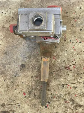 37c72u-650 White-rodgers Rogers Water Heater Lp Gas Valve 1/2 Psi Reg 10.0 Inch