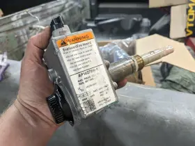 Ap14270h-1 White-rodgers 37c73u-837 Water Heater Natural Gas Control Valve 37c73u837 Ge Rogers Temp