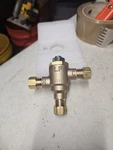 Leonard 170A-LF 3/8 Compression Thermostatic Mixing Valve New. Price: $60.00.