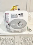 U24247 Bosch Electric Minitank Water Heater Tronic 3000 4GALLON ES4 G3D Used. Price: $183.87.