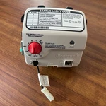 Honeywell Resideo WV8840B5077 Water Heater Gas Valve New! Propane 100112339. Price: $175.00.