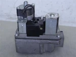White Rodgers 36E54 200 Hvac Furnace Gas Valve EF33CW196A Used. Price: $59.38.