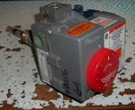 Robertshaw 2000WIPER-LC 160-15-L 1/2PSI AP12556-1 Thermostat Valve (TT2) Used. Price: $200.00.