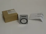 Robertshaw 2212-118-1 Pneumatic Room Thermostat, Direct Acting, Pipe, C/ F New. Price: $70.00.