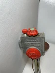 Robertshaw 66-136-308 Water Heater Gas Valve R110RTSP Used. Price: $75.00.